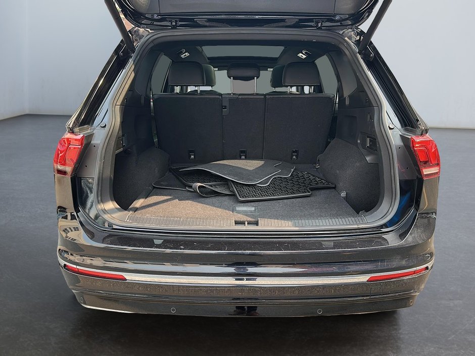 Volkswagen Tiguan HIGHLINE+R-LINE+NO-ACCIDENT+CUIR+TOIT-OUVRANT 2021-12