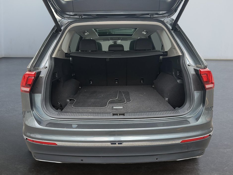 Volkswagen Tiguan HIGHLINE+SUNROOF+LEATHER+CARFAX-CLEAN 2021-10