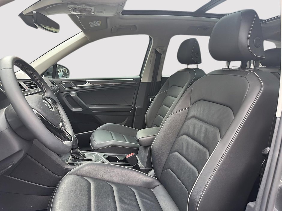Volkswagen Tiguan HIGHLINE+SUNROOF+LEATHER+CARFAX-CLEAN 2021-7