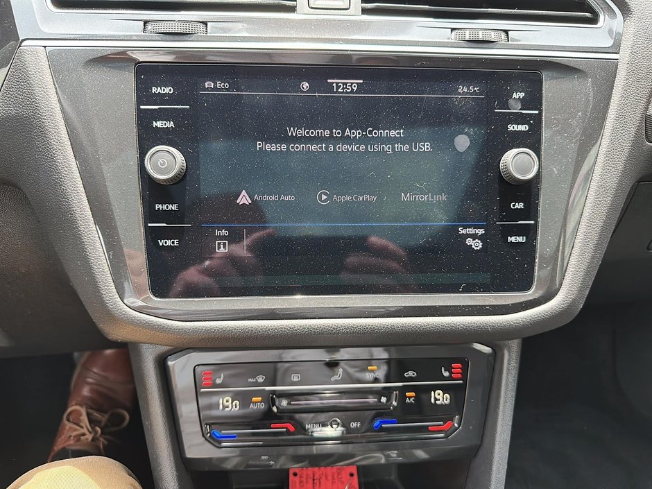 Volkswagen Tiguan COMFORTLINE+SUNROOF+LEATHERETTE+NO-ACCIDENT 2022-17