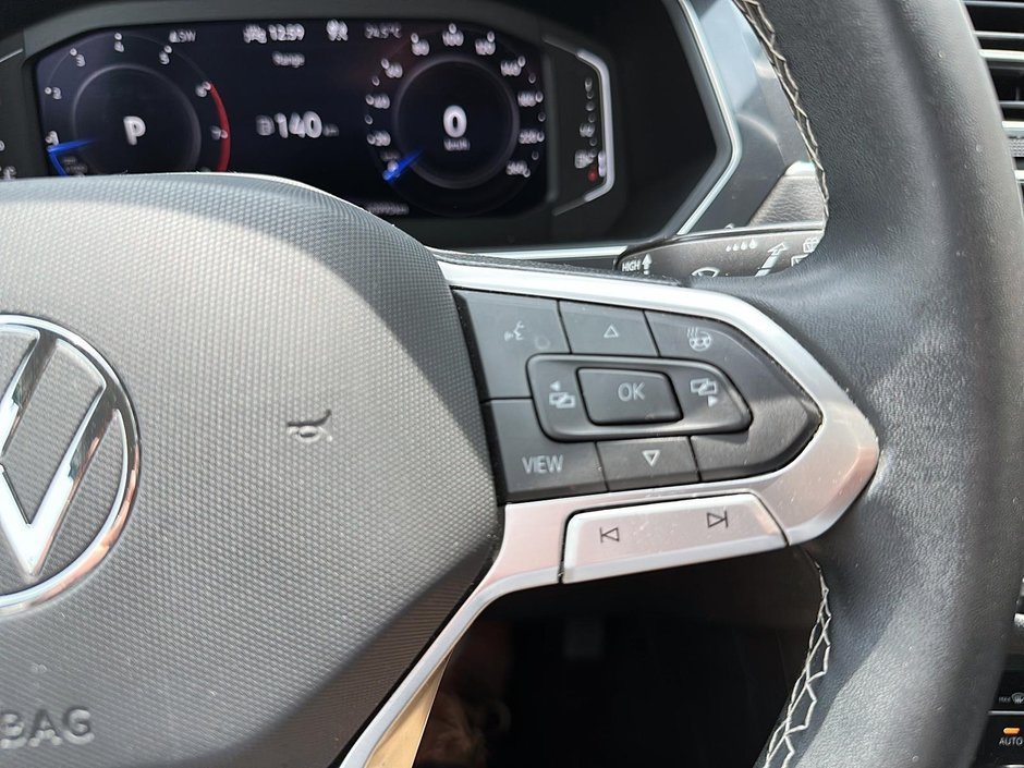 Volkswagen Tiguan COMFORTLINE+SUNROOF+LEATHERETTE+NO-ACCIDENT 2022-16