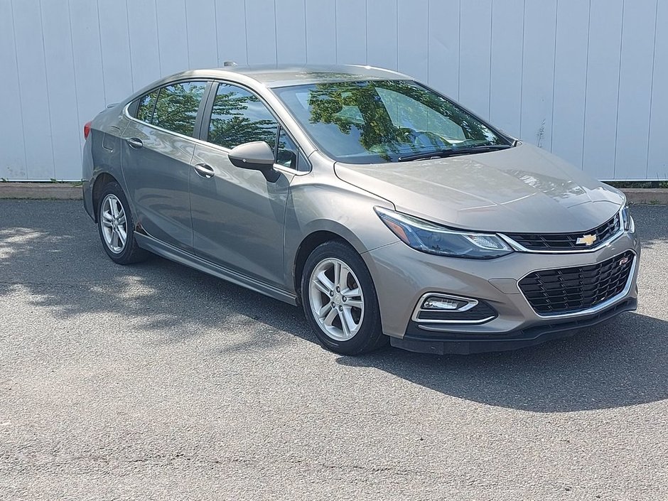 2017 Chevrolet Cruze LT | HtdSeats | Cam | USB | Bluetooth | XM Radio