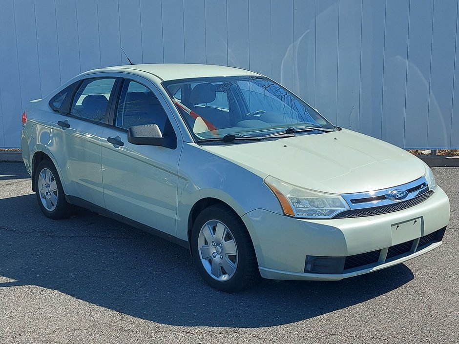 2010 Ford FOCUS S | PwrLcks | AC | BlckHtr | CD | Aux