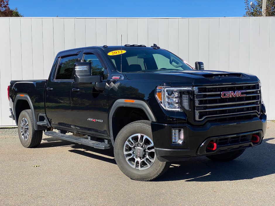 GMC Sierra 3500 HD CREW CAB | Diesel | Cam | Warranty to 2027 2023 à Saint John, Nouveau-Brunswick