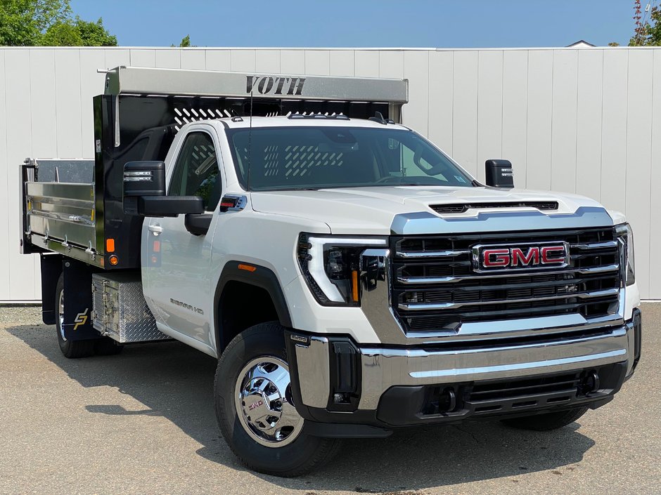 2024 GMC SIERRA 3500CC in Antigonish, Nova Scotia - w940px