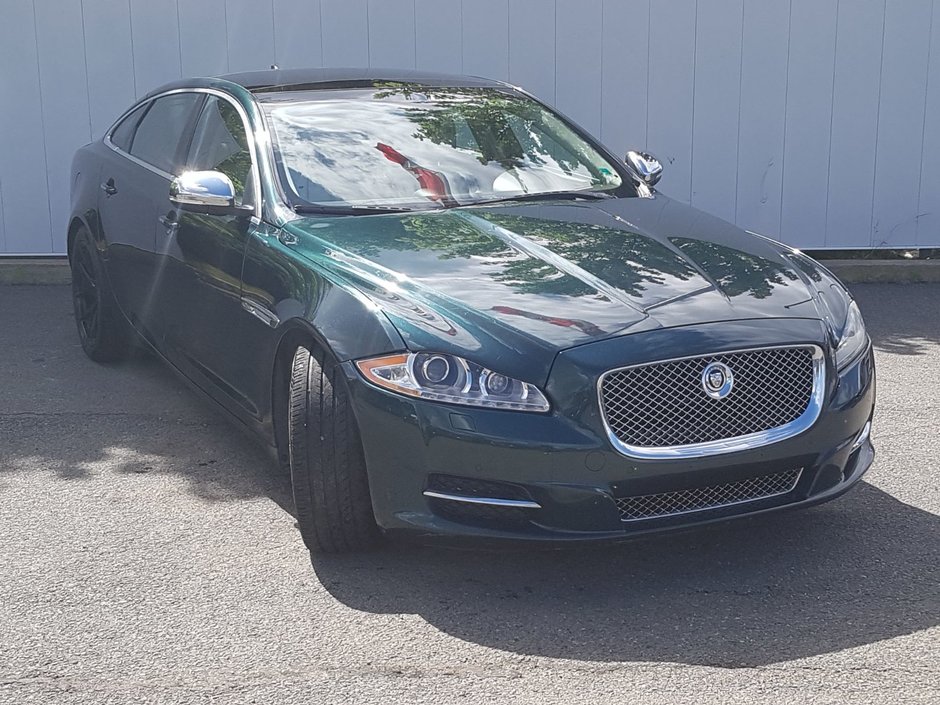 2013 Jaguar XJ XJL Portfolio | Leather | Roof | Cam | Nav | USB
