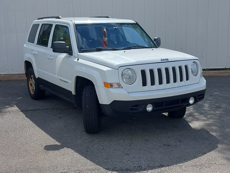 2015 Jeep Patriot in Antigonish, Nova Scotia - 1 - w320h240px