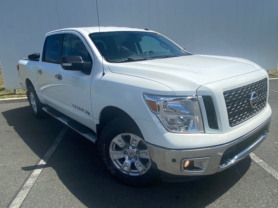 2019 Nissan Titan SV | Cam | USB | Bluetooth | Keyless | Cruise