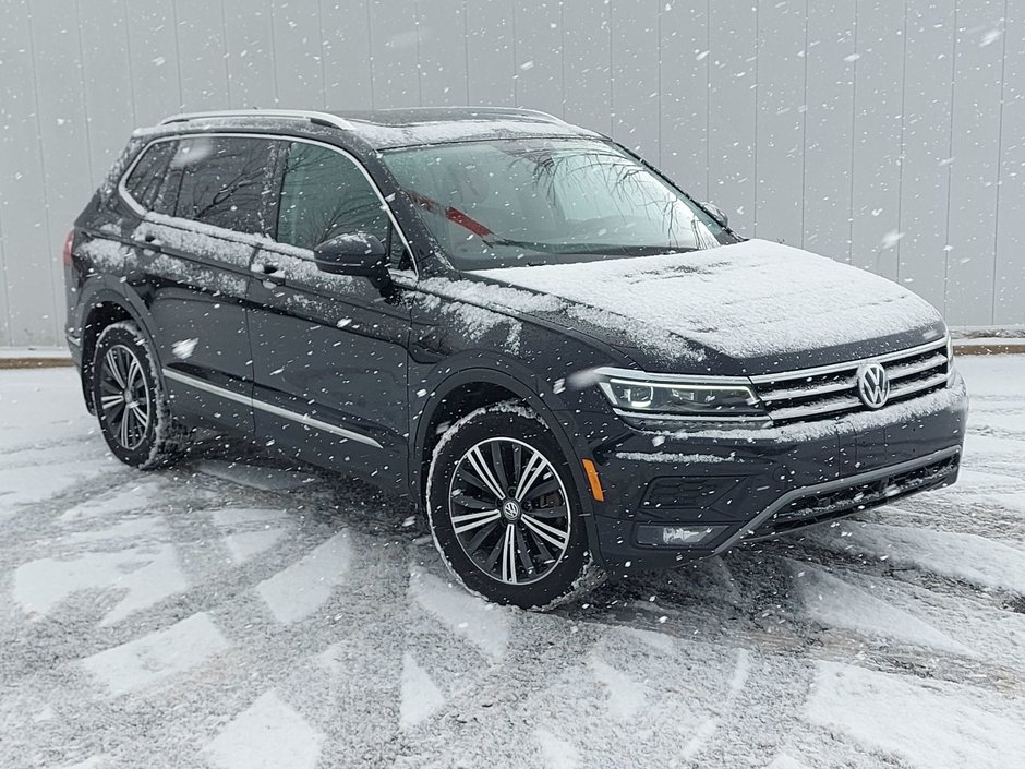 2018 Volkswagen Tiguan Highline | Roof | Lthr | Cam | HtdSeat | Bluetooth