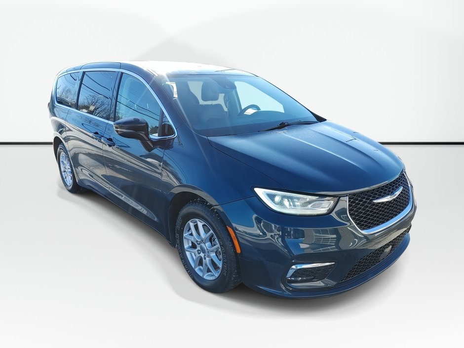2024 Chrysler Pacifica Touring-L | Leather | Cam | USB in Saint John, New Brunswick