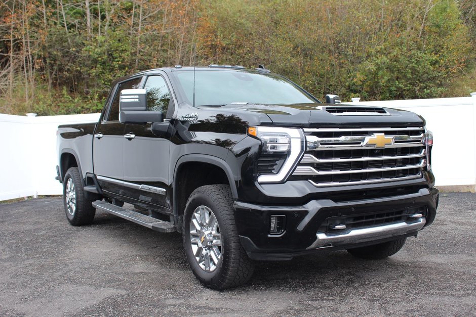 Silverado 2500HD High Country | DIESEL | Leather | Warranty to 2028 2024 à Saint John, Nouveau-Brunswick