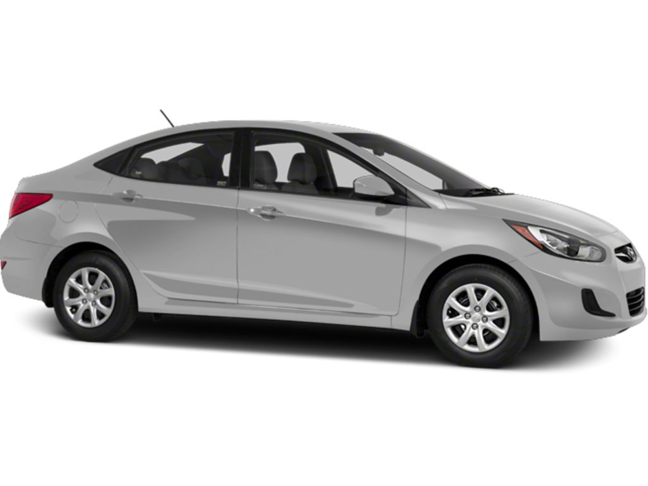 2013 Hyundai Accent L | Auto | Tilt | TractionControl | Aux