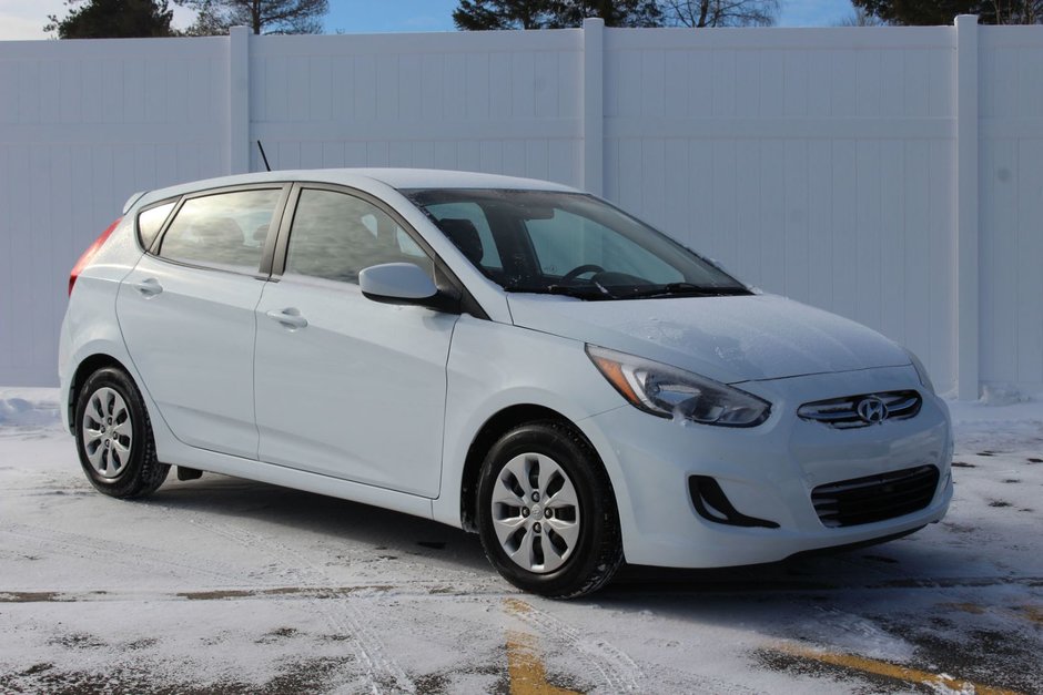 2016 Hyundai Accent in Antigonish, Nova Scotia - 1 - w320h240px