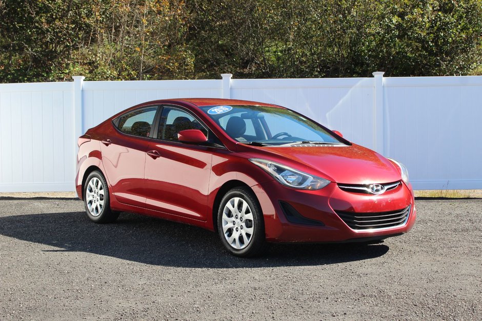 2015 Hyundai Elantra in Antigonish, Nova Scotia - 1 - w320h240px