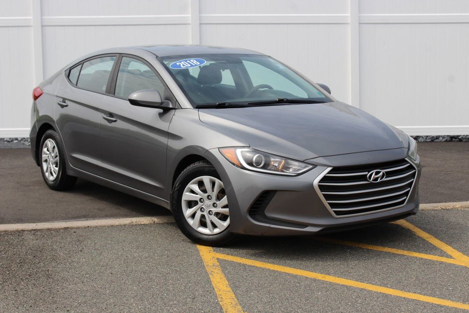 Hyundai Elantra LE | USB | HtdSeats | Bluetooth | Keyless | Cruise 2018 à Saint John, Nouveau-Brunswick