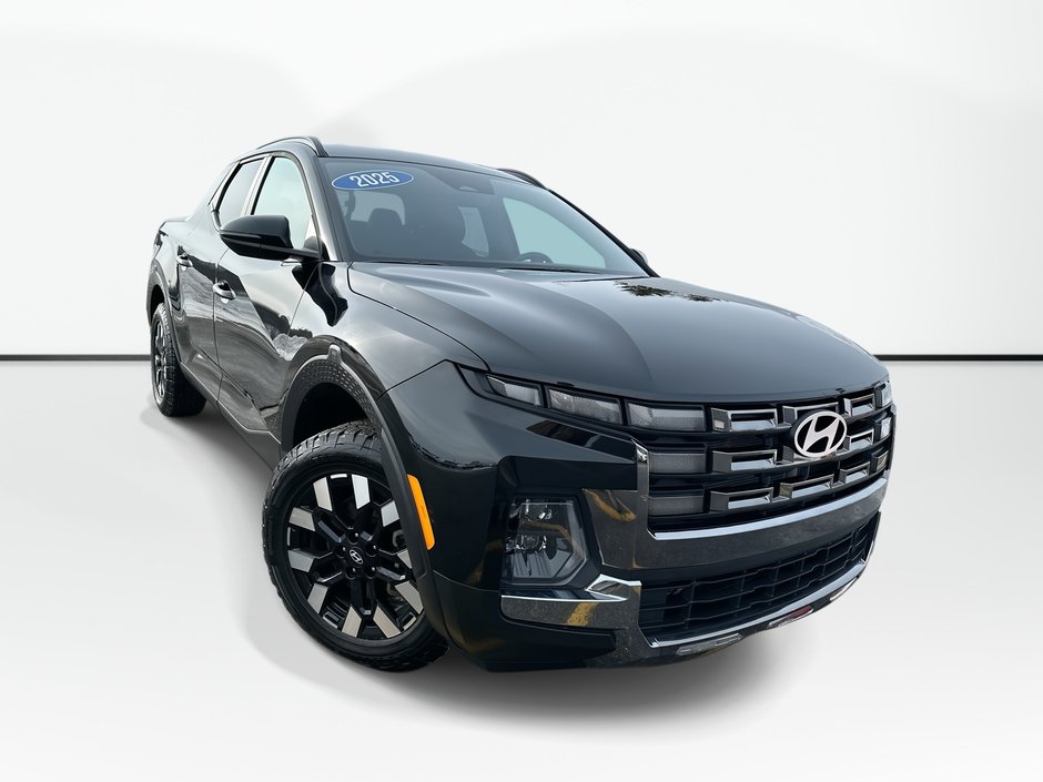 2025 Hyundai Santa Cruz Preferred | Cam | HtdSeat | Warranty to 2029