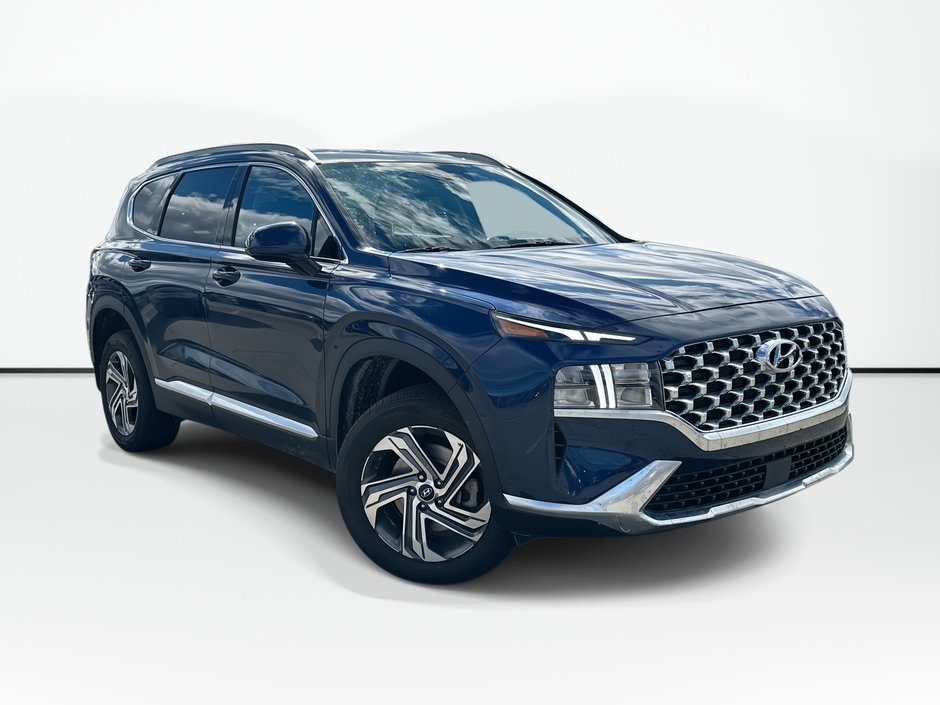 2023 Hyundai Santa Fe Preferred | Cam | HtdSeat | Warranty to 2028