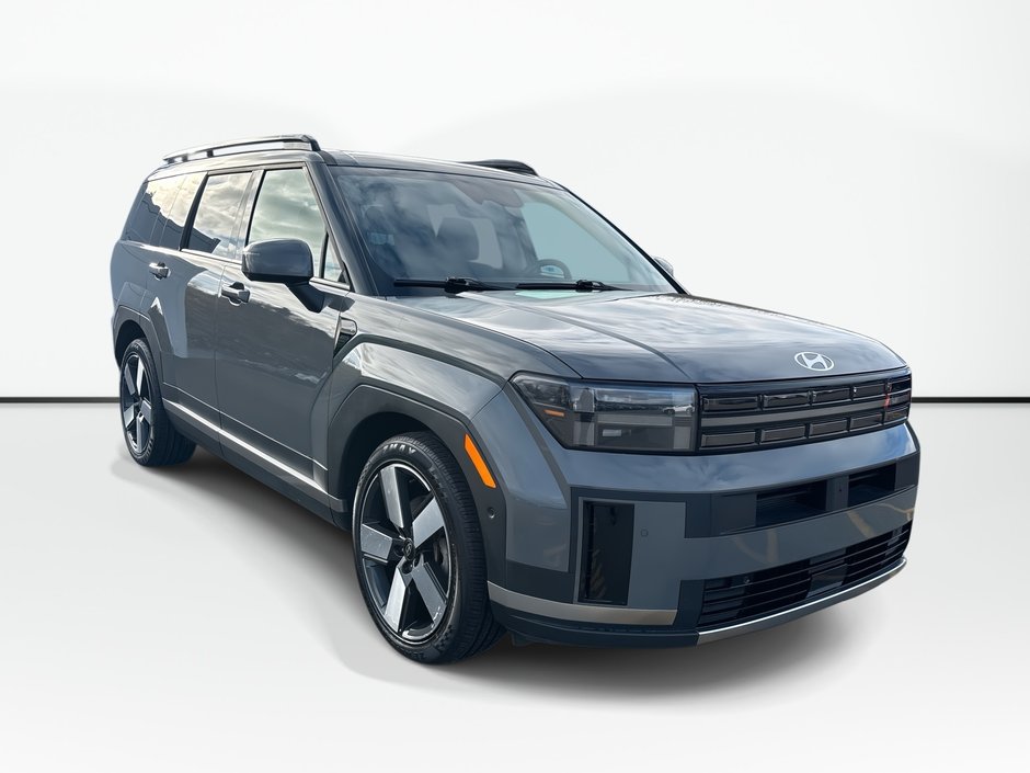 2024 Hyundai Santa Fe Luxury | Roof | HtdSeats | Warranty to 2029