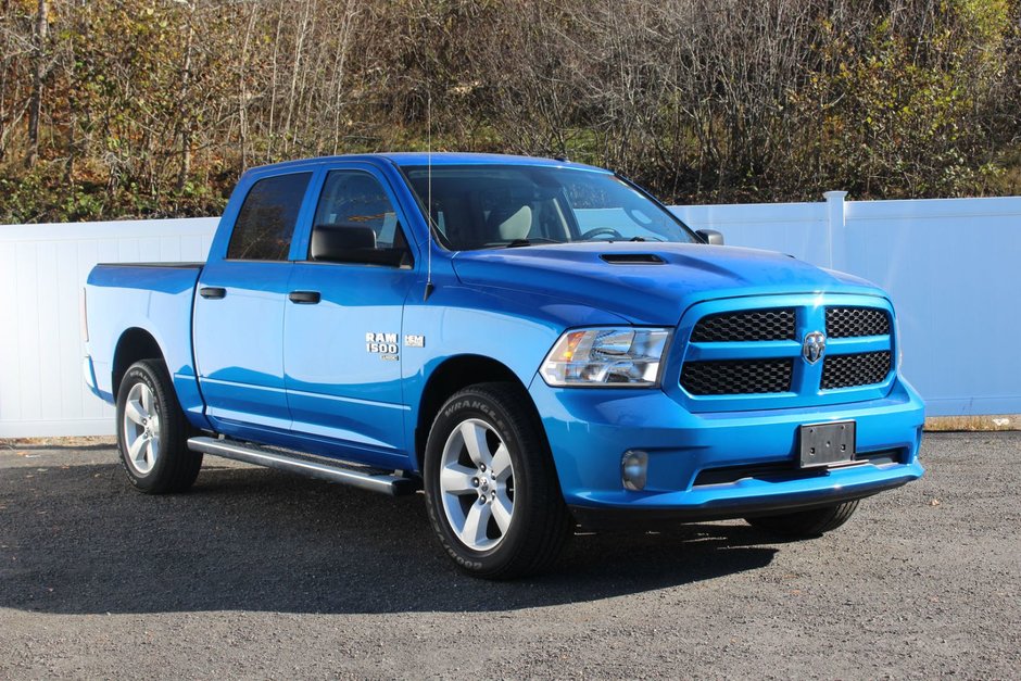 2022 Ram 1500 Classic Express | Cam | USB | Bluetooth | Warranty to 2027