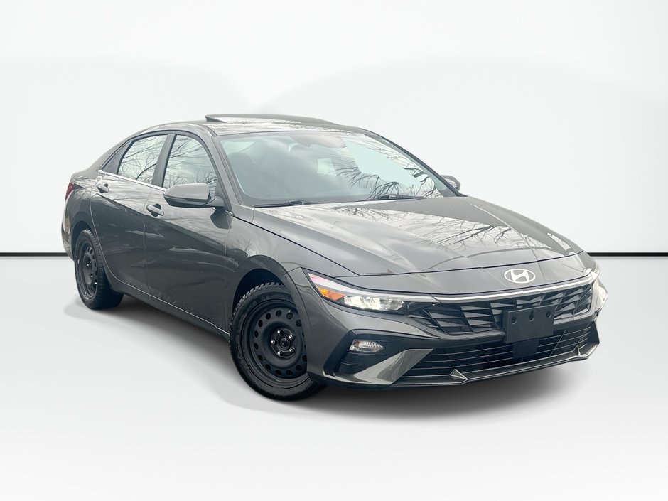 Hyundai Elantra Hybrid Luxury | Leather | Sun Roof | Nav 2024 à Saint John, Nouveau-Brunswick