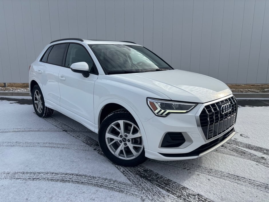 Audi Q3 Komfort | Leather | Roof | Cam | Warranty to 2025 2022 à Saint John, Nouveau-Brunswick