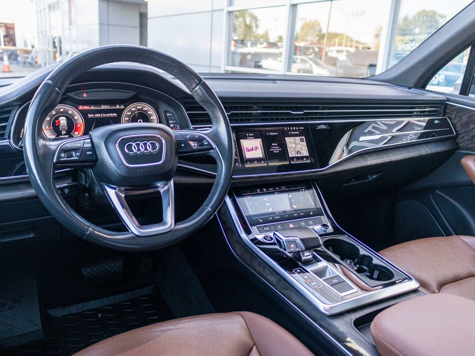Audi Q7 KOMFORT45 AWD CUIR TOIT PANO NOIR 2021 BAS KILO 4CYL