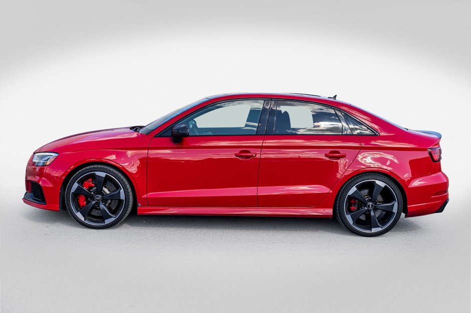 Audi RS 3 Sedan 2.5T AWD CUIR TOIT NAV RARE 2019 PAS DE RECLAMATION AU CARFAX
