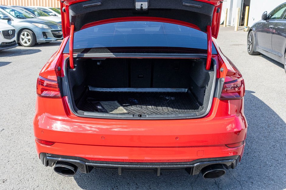 Audi RS 3 Sedan 2.5T AWD CUIR TOIT NAV RARE 2019 PAS DE RECLAMATION AU CARFAX