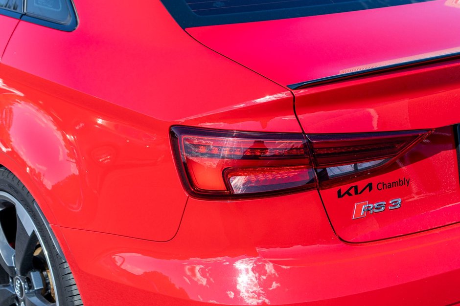 Audi RS 3 Sedan 2.5T AWD CUIR TOIT NAV RARE 2019 PAS DE RECLAMATION AU CARFAX