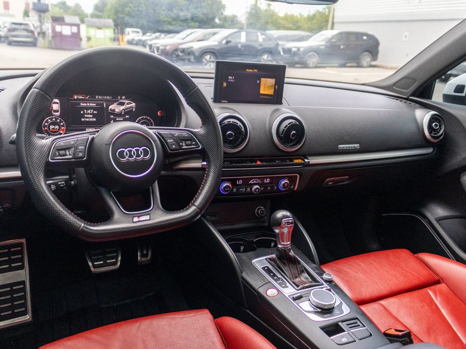 2018 Audi S3 Sedan TECHNIK QUATTRO BLANC INT ROUGE BAS KILO NO CARFAX CLAIM