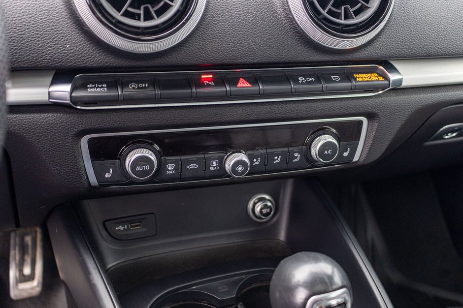 2019 Audi S3 Sedan TECHNIK AWD CUIR TOIT VIRTUAL COKPITT NO CARFAX CLAIM