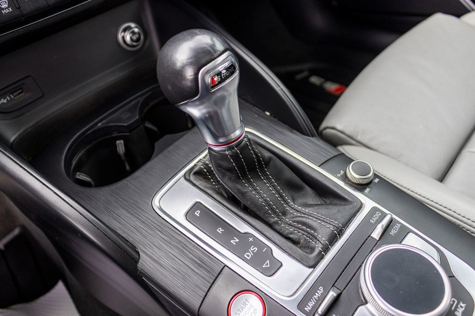 2019 Audi S3 Sedan TECHNIK AWD CUIR TOIT VIRTUAL COKPITT NO CARFAX CLAIM