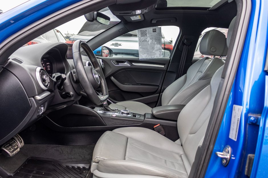 2019 Audi S3 Sedan TECHNIK AWD CUIR TOIT VIRTUAL COKPITT NO CARFAX CLAIM