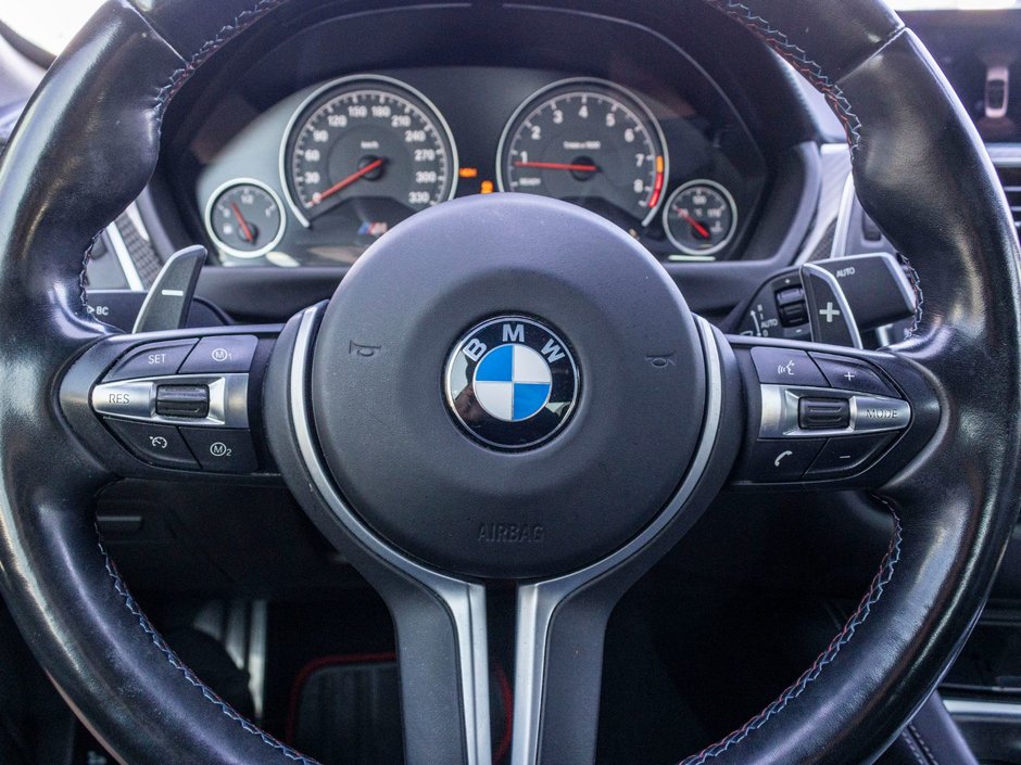 BMW M4 BABY BLUE AUTOM CONVERTIBLE BAS KILO 2018 PAS DE RECLAMATION AU CARFAX