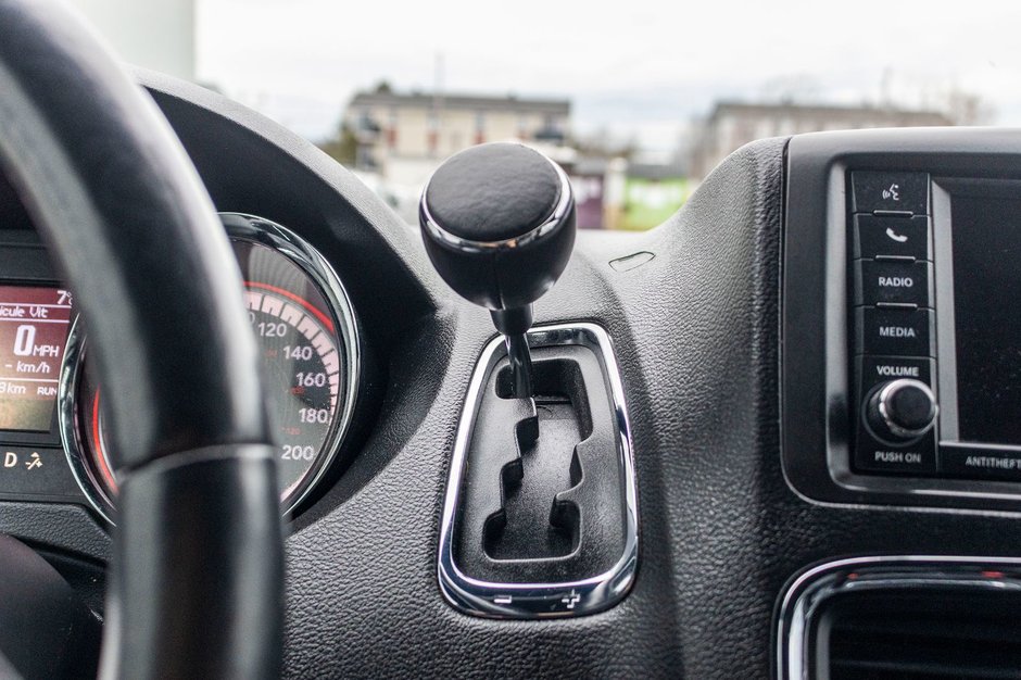 2017 Dodge Grand Caravan GT CUIR PORTES STOW N GO NO CARFAX CLAIM