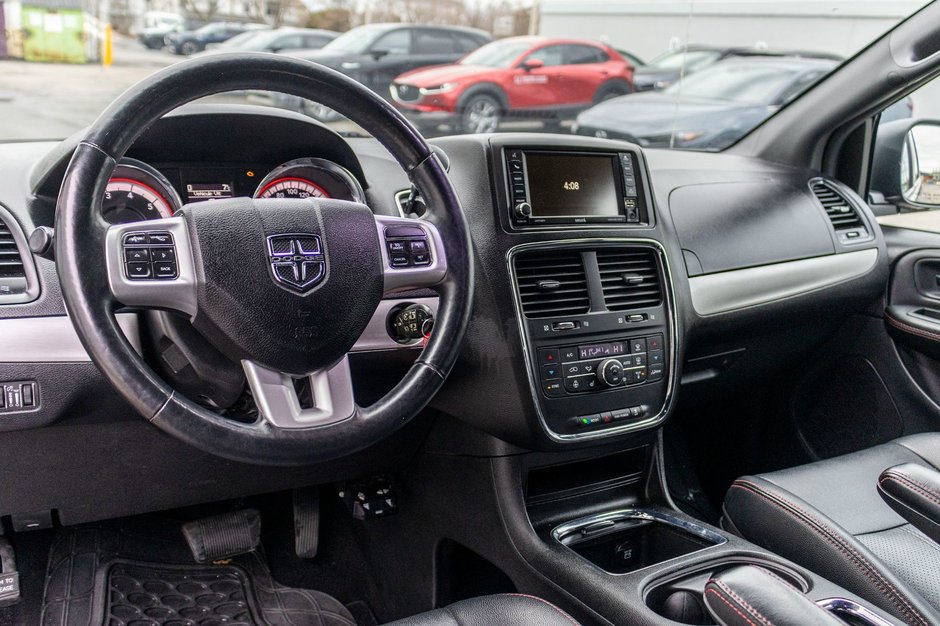 2017 Dodge Grand Caravan GT CUIR PORTES STOW N GO NO CARFAX CLAIM