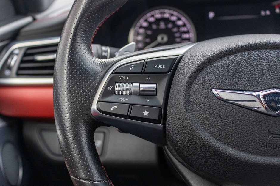 2023 GENESIS G70 3.3T SPORT AWD GRIS CUIR ROUGE WOW BAS KILO