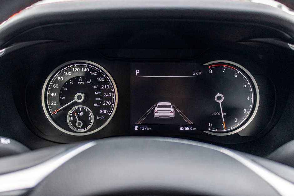 2023 GENESIS G70 3.3T SPORT AWD GRIS CUIR ROUGE WOW BAS KILO