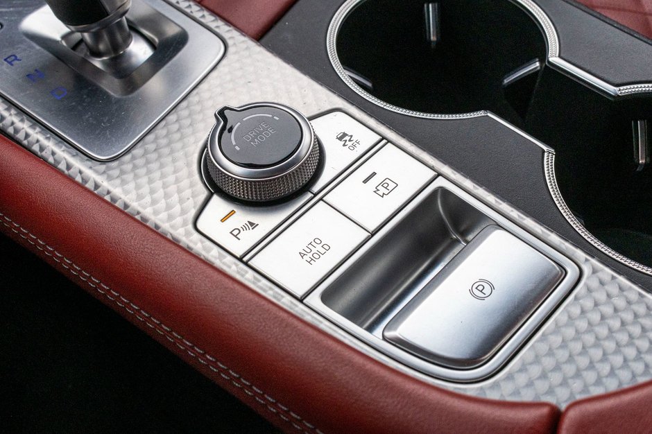 2023 GENESIS G70 3.3T SPORT AWD GRIS CUIR ROUGE WOW BAS KILO