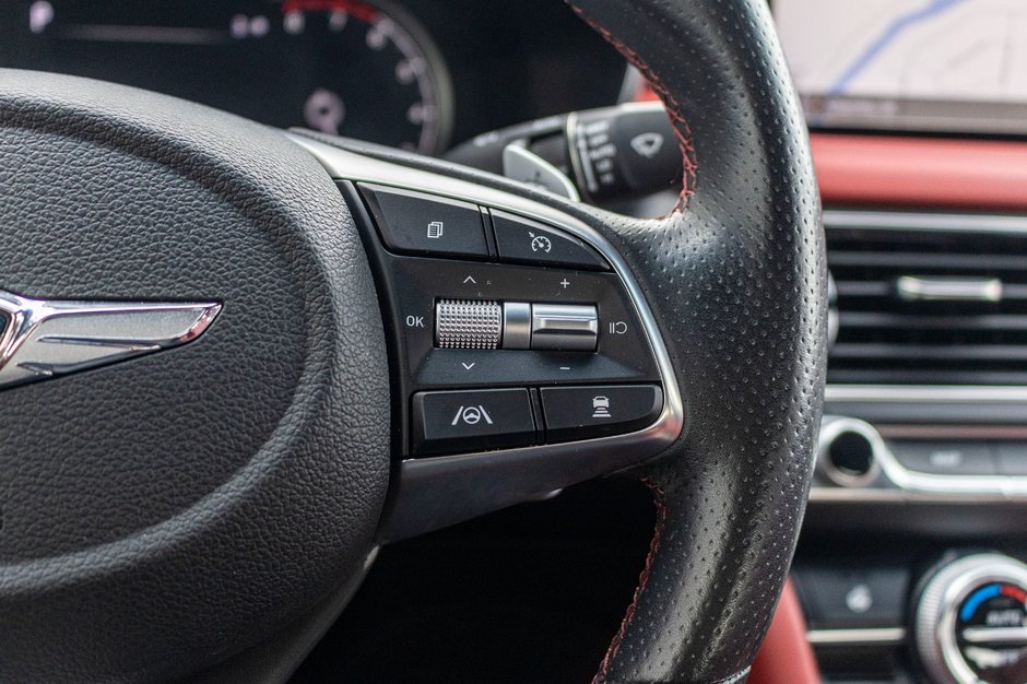 2023 GENESIS G70 3.3T SPORT AWD GRIS CUIR ROUGE WOW BAS KILO