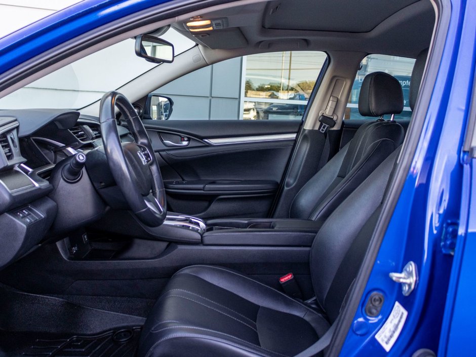 2018 Honda Civic Sedan TOURING AUTOM CUIR TOIT 1 OWNER NO CARFAX CLAIM