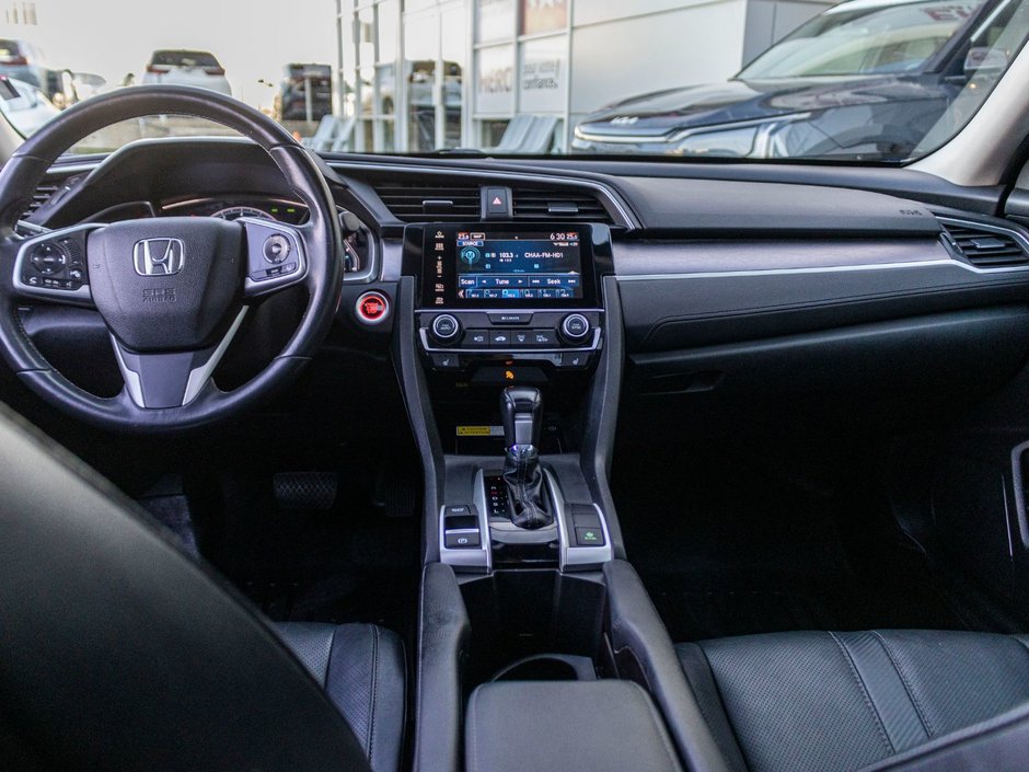 2018 Honda Civic Sedan TOURING AUTOM CUIR TOIT 1 OWNER NO CARFAX CLAIM