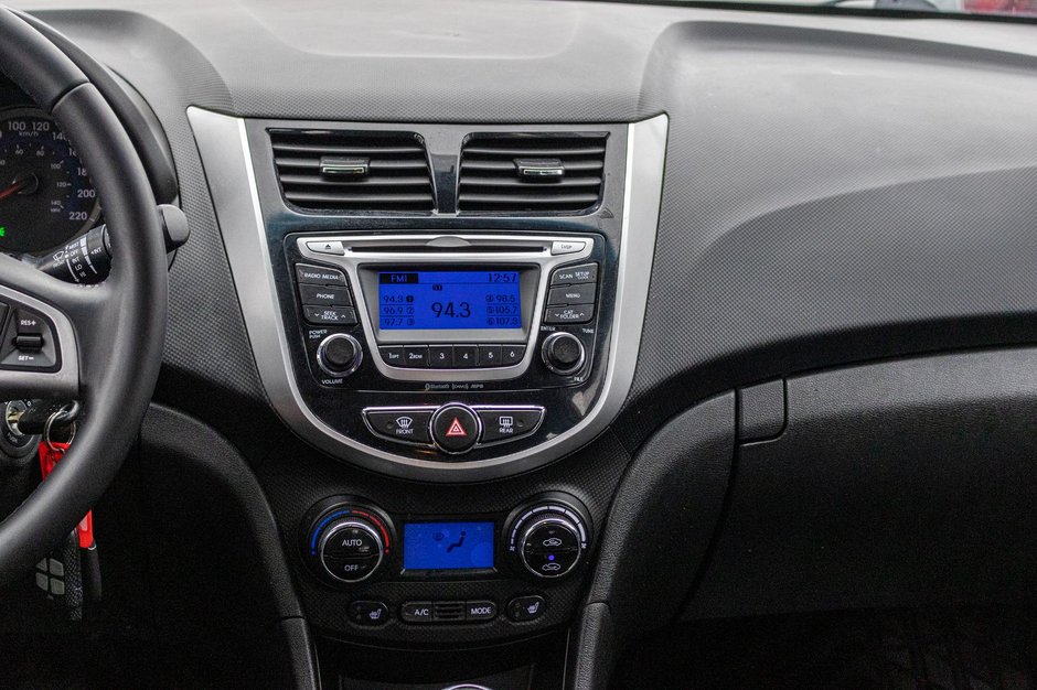 Hyundai Accent GLS TOIT MAN MAGS 2014 PAS DE RECLAMATION AU CARFAX