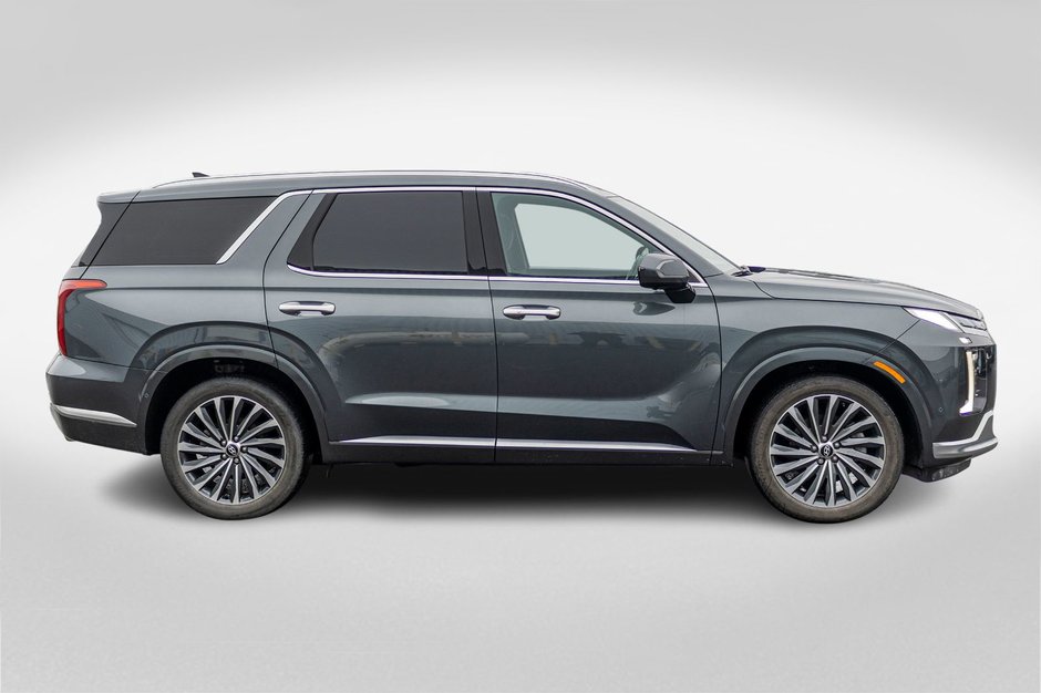 Hyundai Palisade ULTIMATE CALLIGRAPHY AWD CUIR TOIT 2023 PAS DE RECLAMATION AU CARFAX