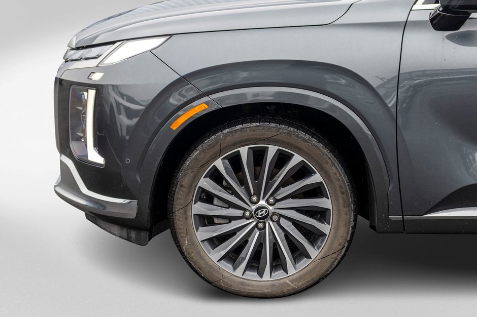 Hyundai Palisade ULTIMATE CALLIGRAPHY AWD CUIR TOIT 2023 PAS DE RECLAMATION AU CARFAX