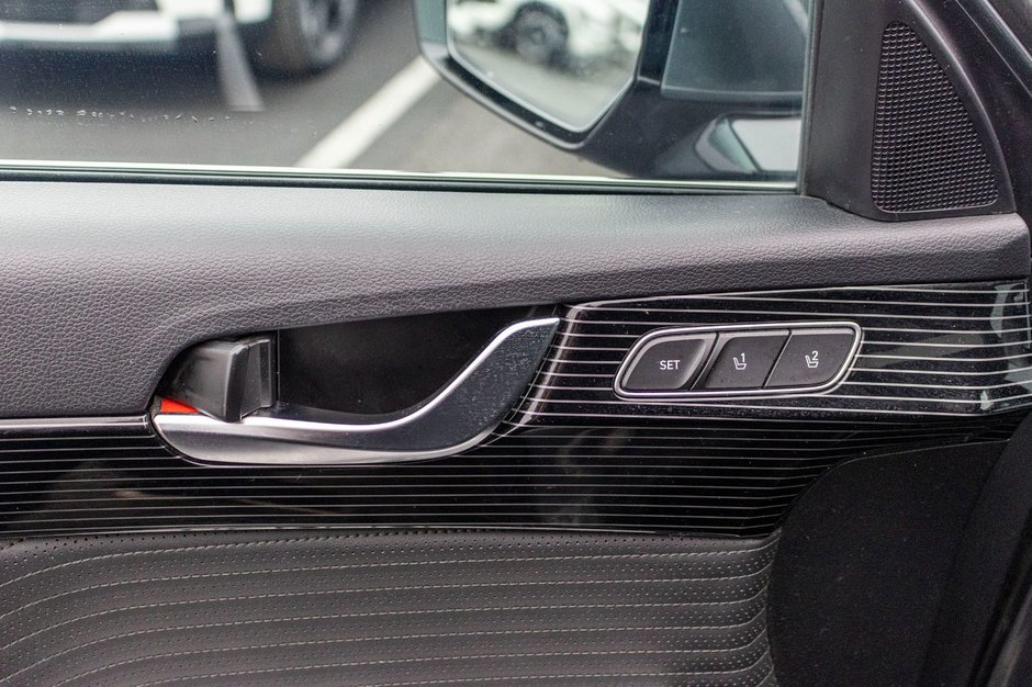 Hyundai Palisade ULTIMATE CALLIGRAPHY AWD CUIR TOIT 2023 PAS DE RECLAMATION AU CARFAX