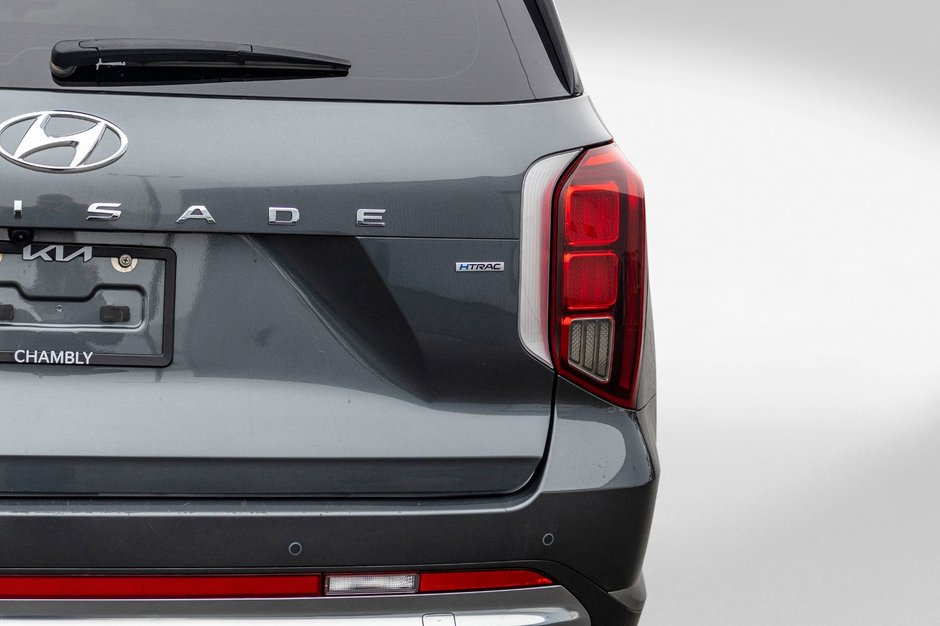 Hyundai Palisade ULTIMATE CALLIGRAPHY AWD CUIR TOIT 2023 PAS DE RECLAMATION AU CARFAX
