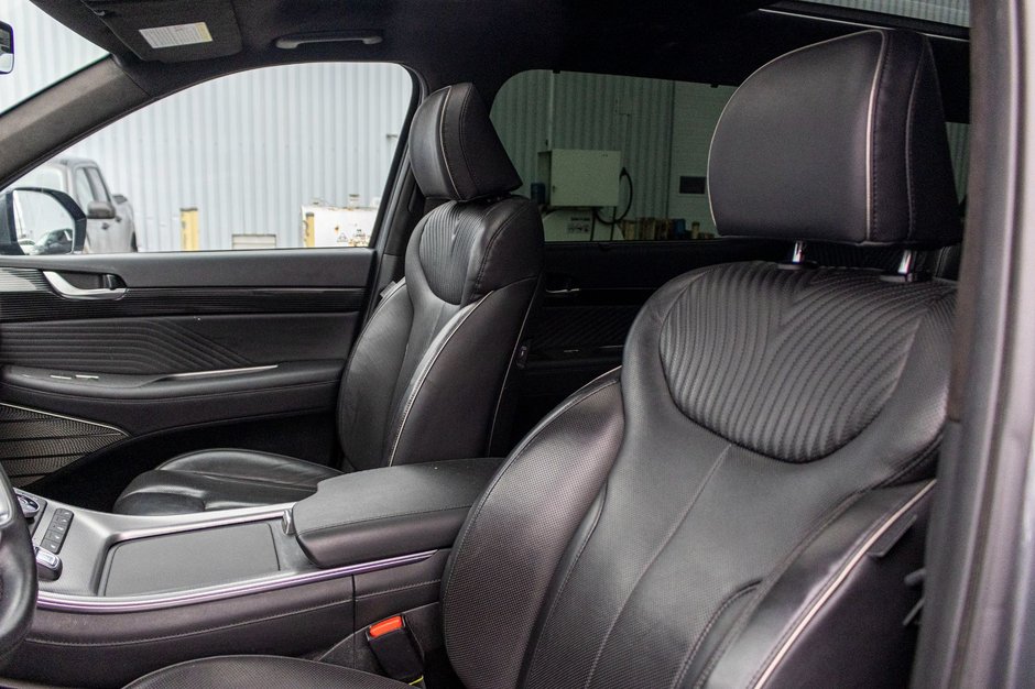 Hyundai Palisade ULTIMATE CALLIGRAPHY AWD CUIR TOIT 2023 PAS DE RECLAMATION AU CARFAX