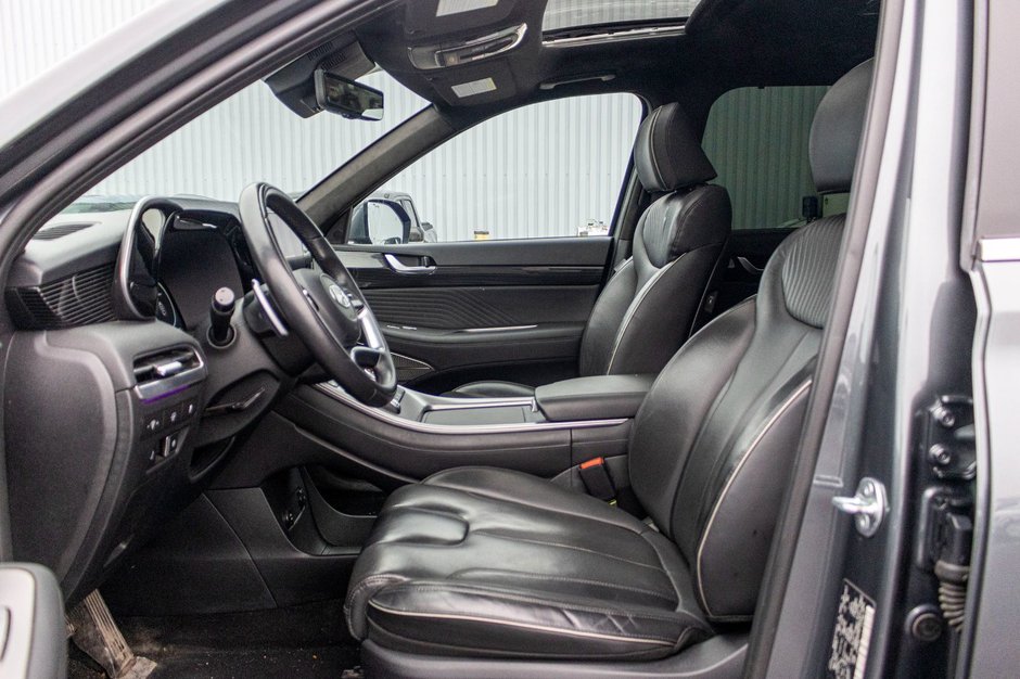 Hyundai Palisade ULTIMATE CALLIGRAPHY AWD CUIR TOIT 2023 PAS DE RECLAMATION AU CARFAX