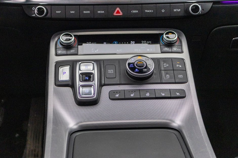 Hyundai Palisade ULTIMATE CALLIGRAPHY AWD CUIR TOIT 2023 PAS DE RECLAMATION AU CARFAX